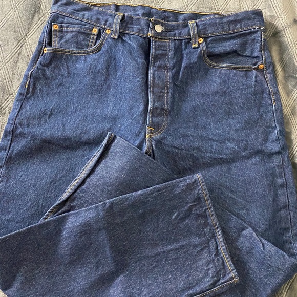 Levis 501 jeans - Picture 3 of 5